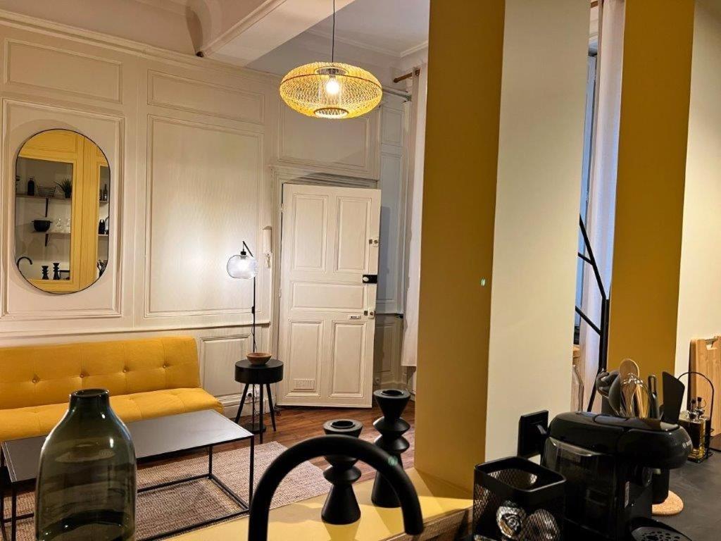Апартаменти Le Boudoir De Clem Шалон-сюр-Сон Екстер'єр фото